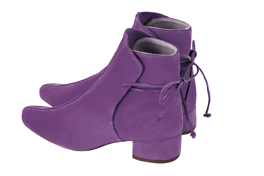 Amethyst purple women's ankle boots with laces at the back. Round toe. Low block heels. Rear view - Florence KOOIJMAN